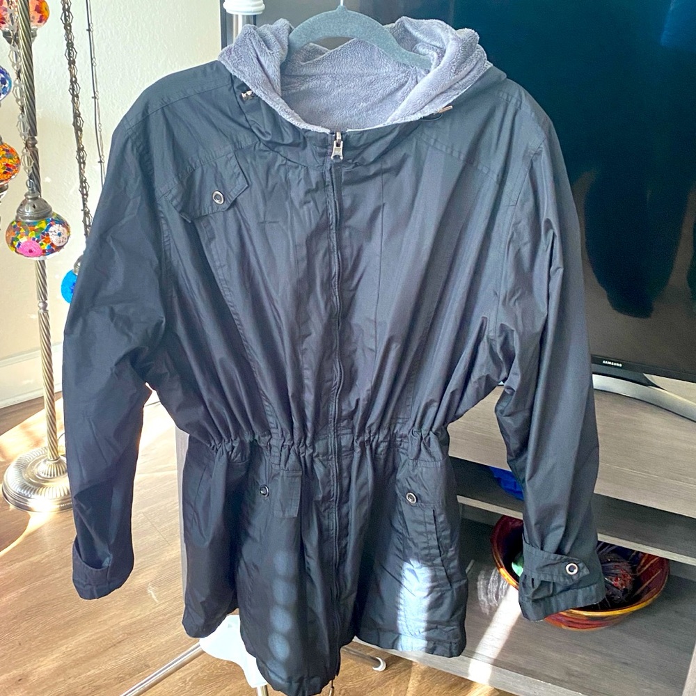 2/3X Fall/Winter/Spring Jacket/Revers-able.